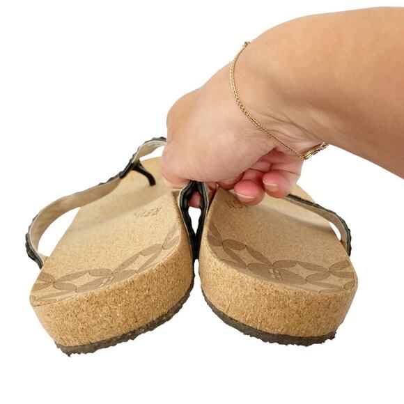 Revitalign Black Flip Flops Sz 9 - Picture 5 of 8